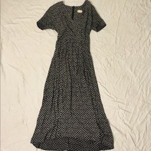 Flowy black and white floral print dress